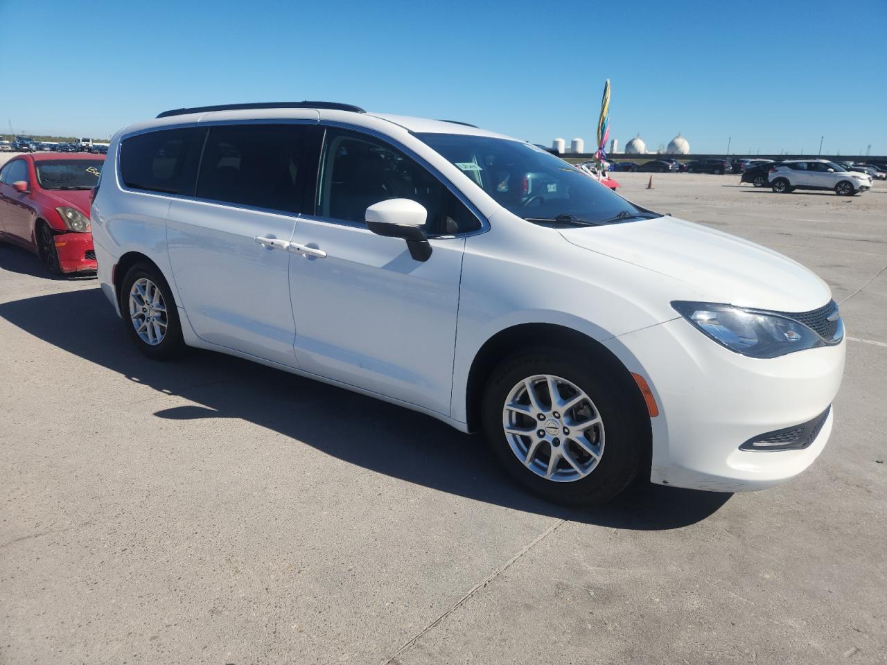 2021 Chrysler Voyager Lxi - Image 4
