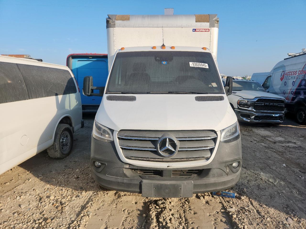 2019 Mercedes Benz Sprinter Box Truck - Image 5