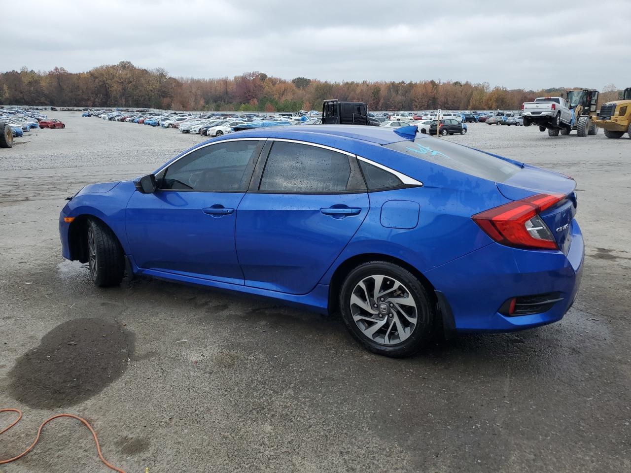 2018 Honda Civic Ex - Image 2
