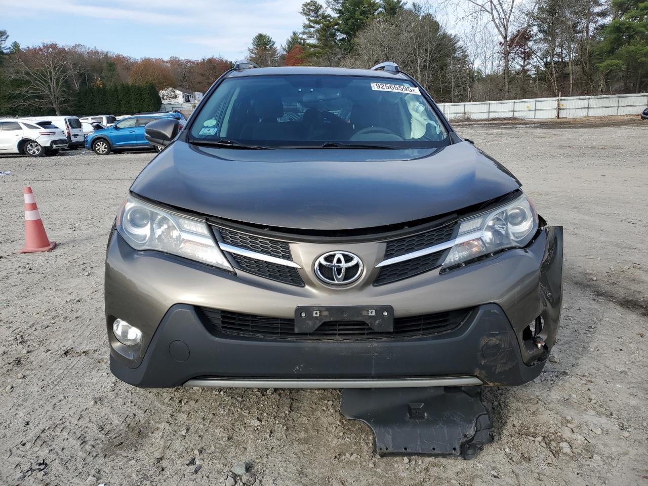 2015 Toyota Rav4 Xle - Image 5