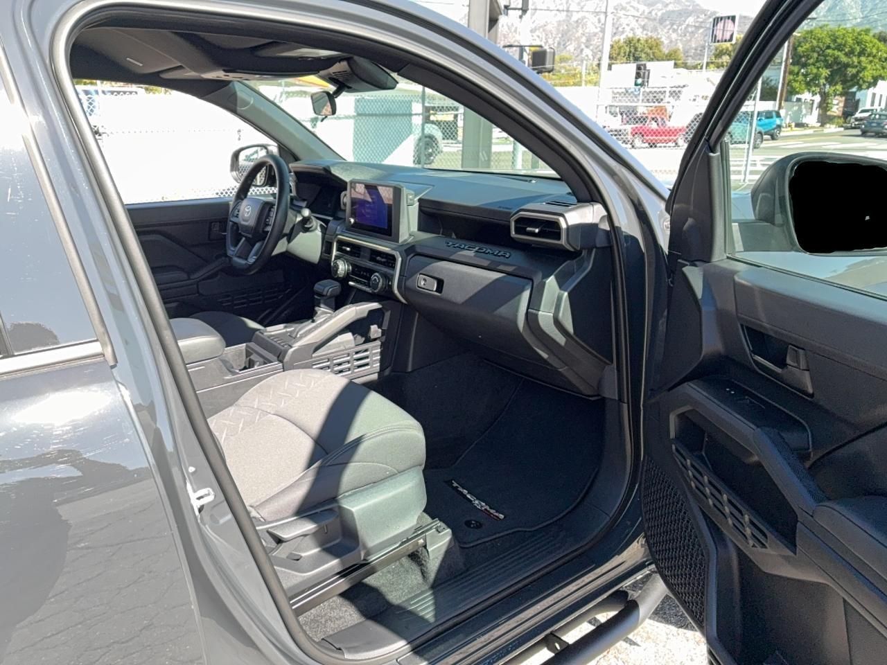 2025 Toyota Tacoma Double Cab - Фото 5