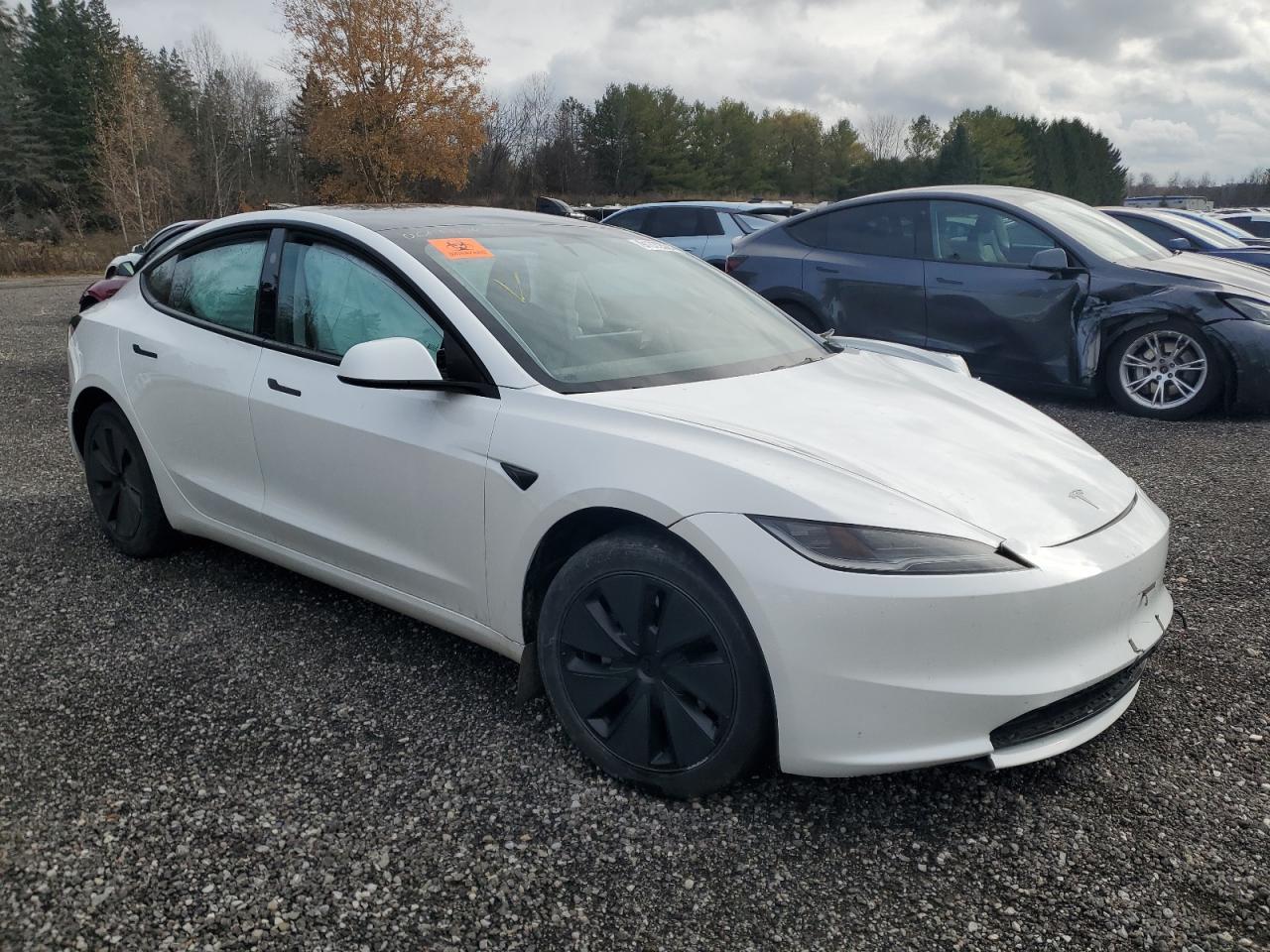 2024 Tesla Model 3 - Фото 4