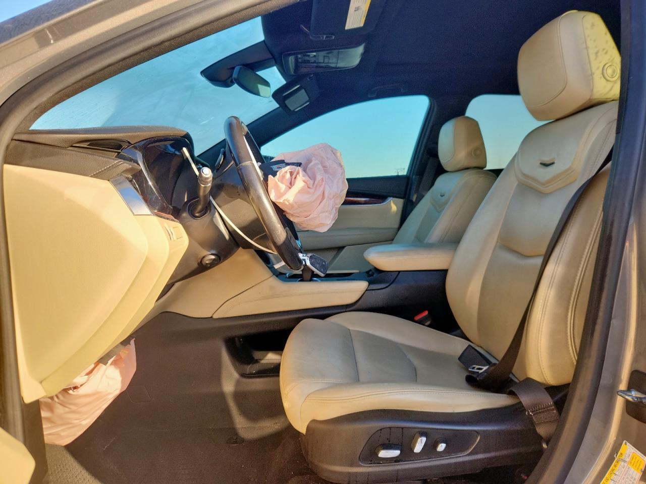 2018 Cadillac Xt5 Luxury - Image 7