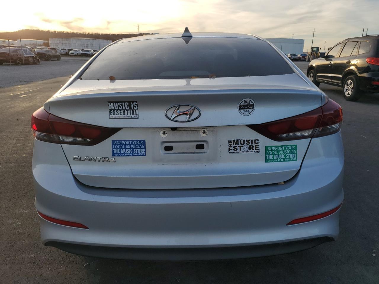 2018 Hyundai Elantra Sel - Фото 6