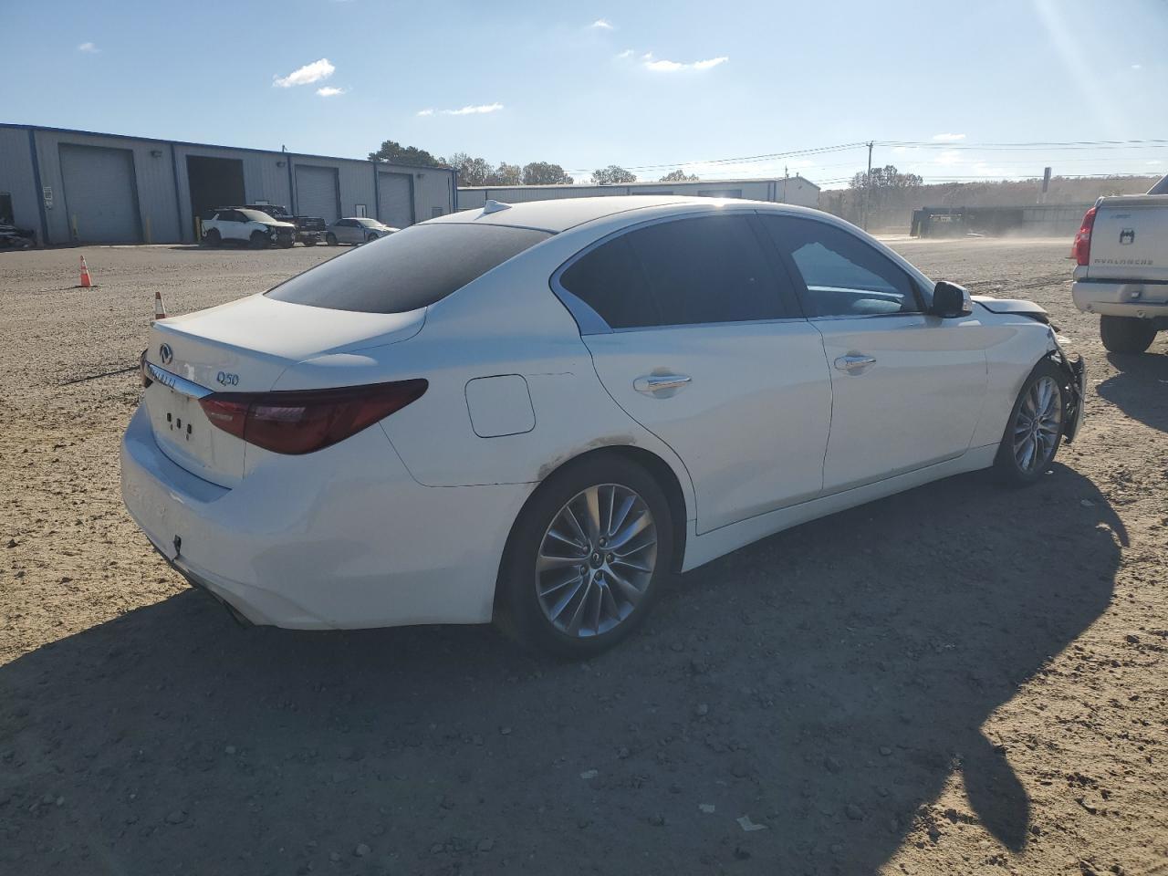 2018 Infiniti Q50 Luxe - Image 3