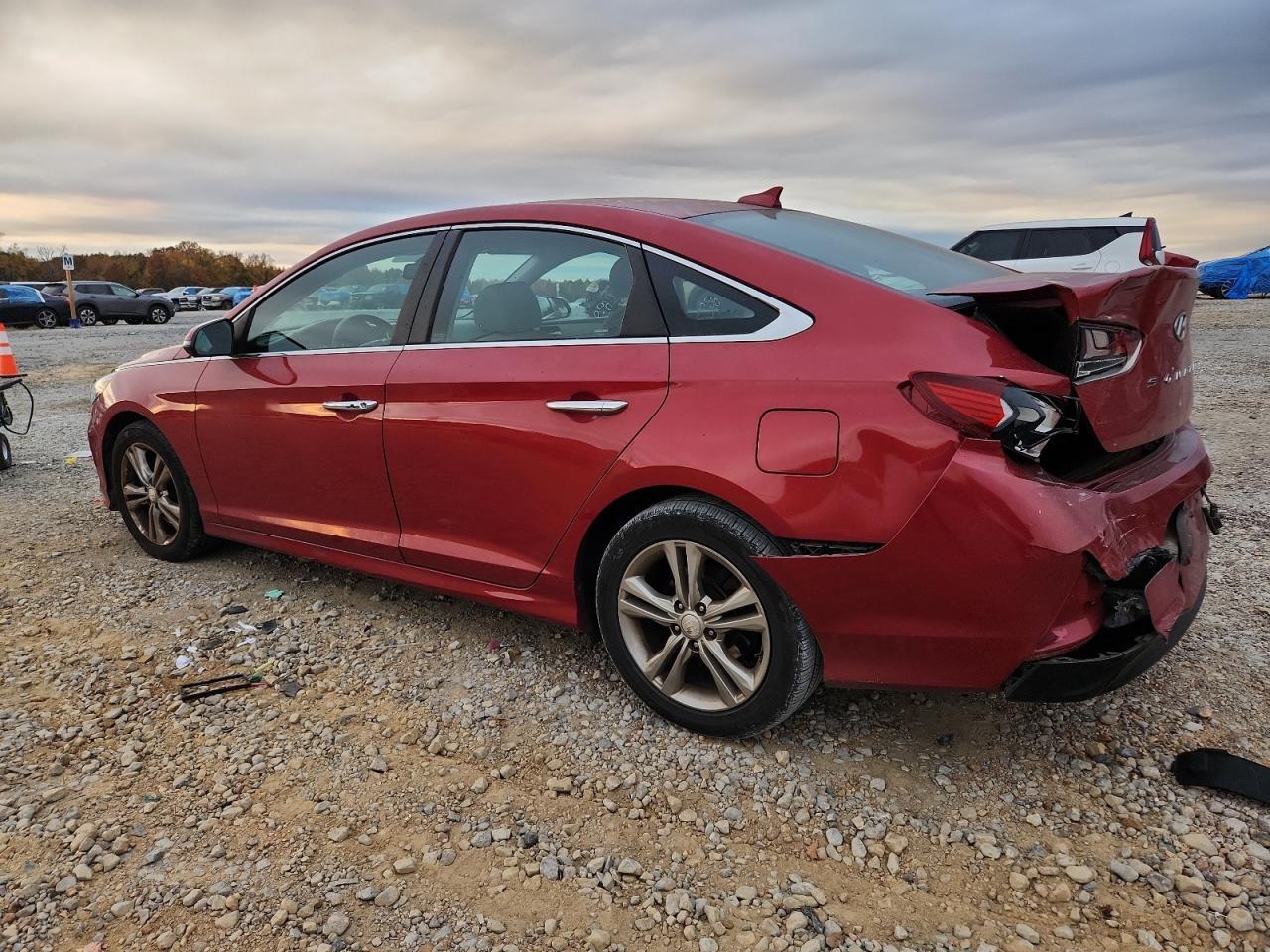 2019 Hyundai Sonata Limited - Фото 2