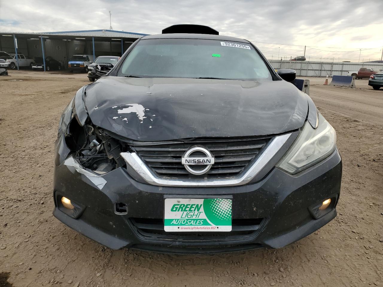 2016 Nissan Altima 2.5 Sv - Image 5