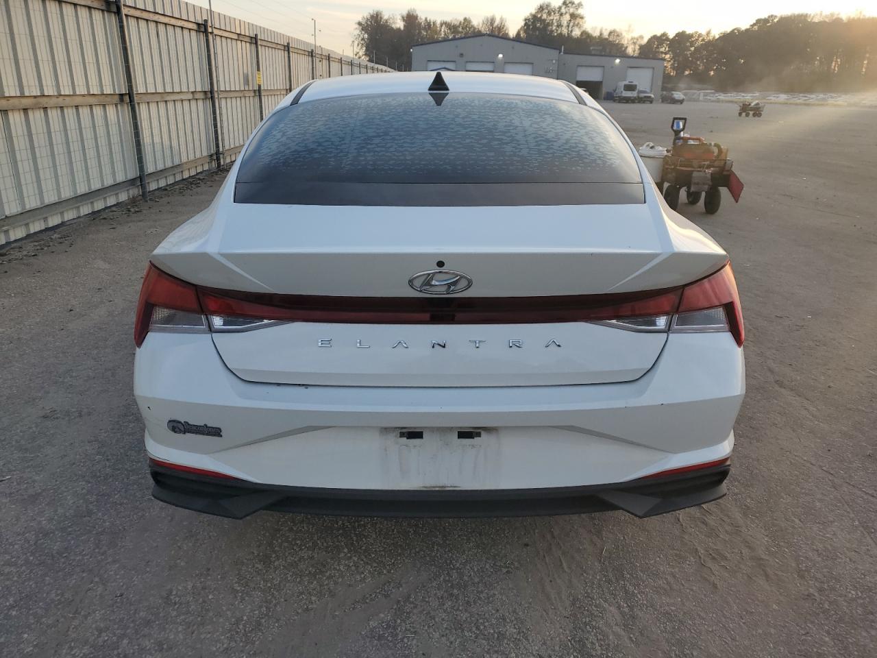 2021 Hyundai Elantra Sel - Фото 6