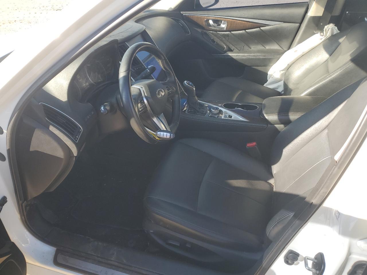 2018 Infiniti Q50 Luxe - Image 7