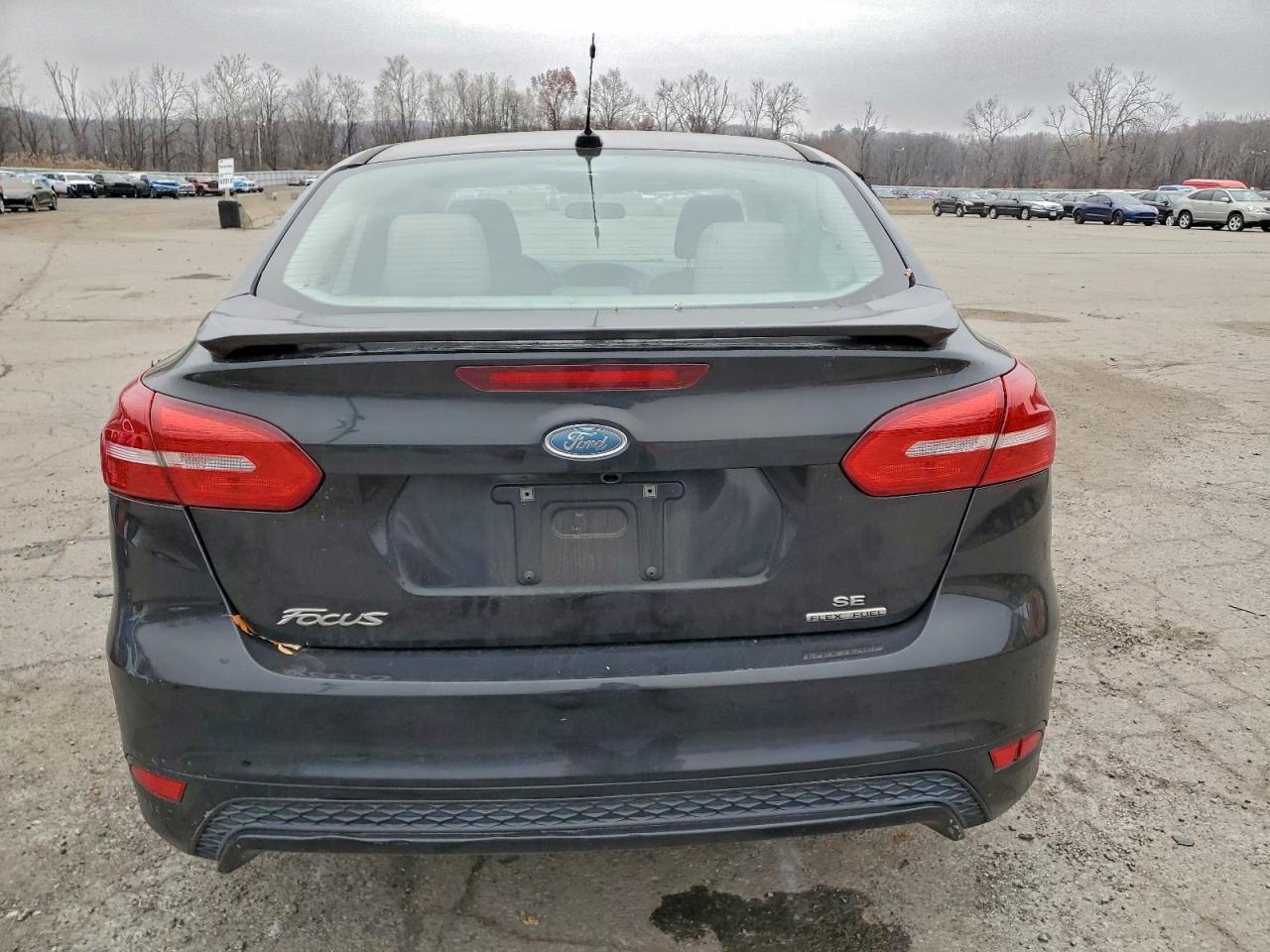 2015 Ford Focus Se - Фото 6
