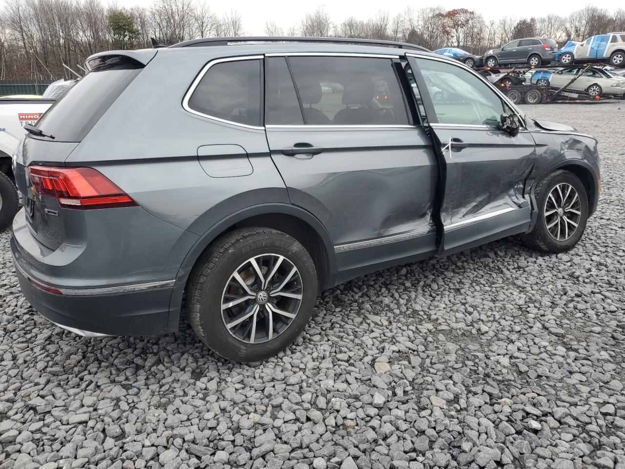 2021 Volkswagen Tiguan Se - Фото 3