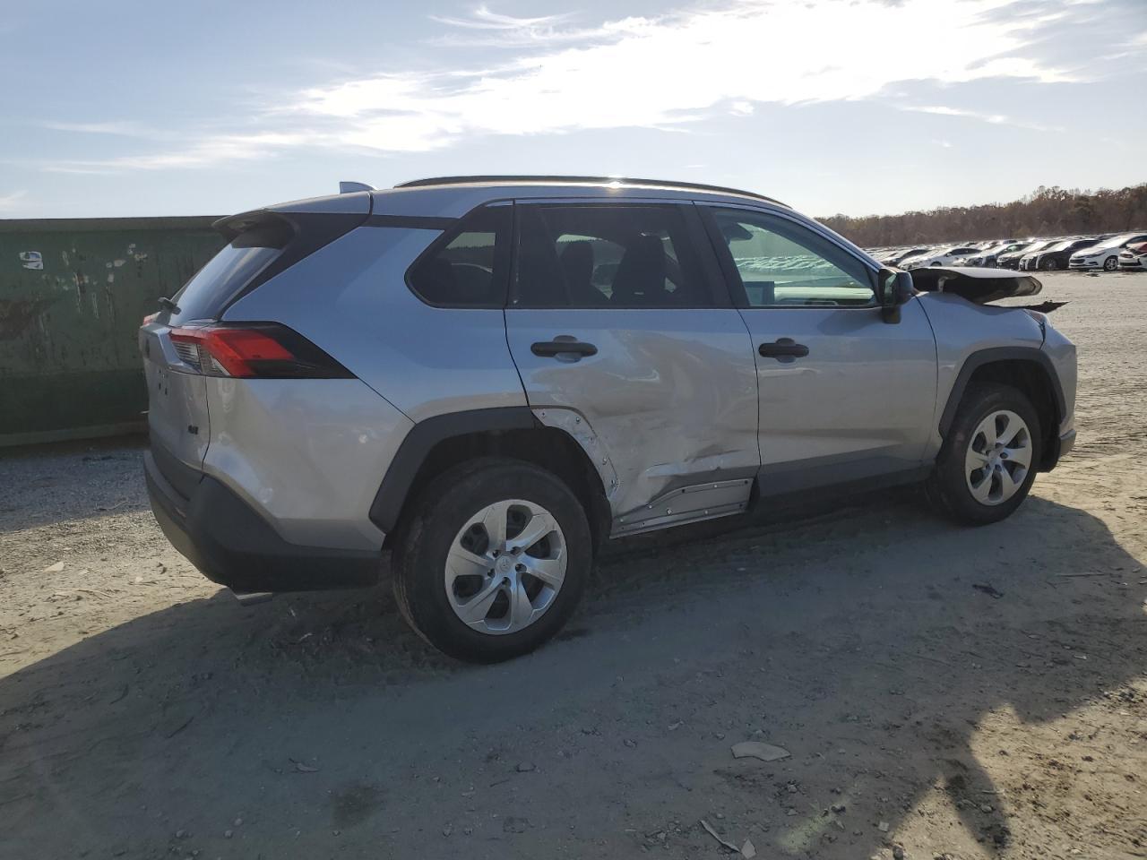 2020 Toyota Rav4 Le - Фото 3