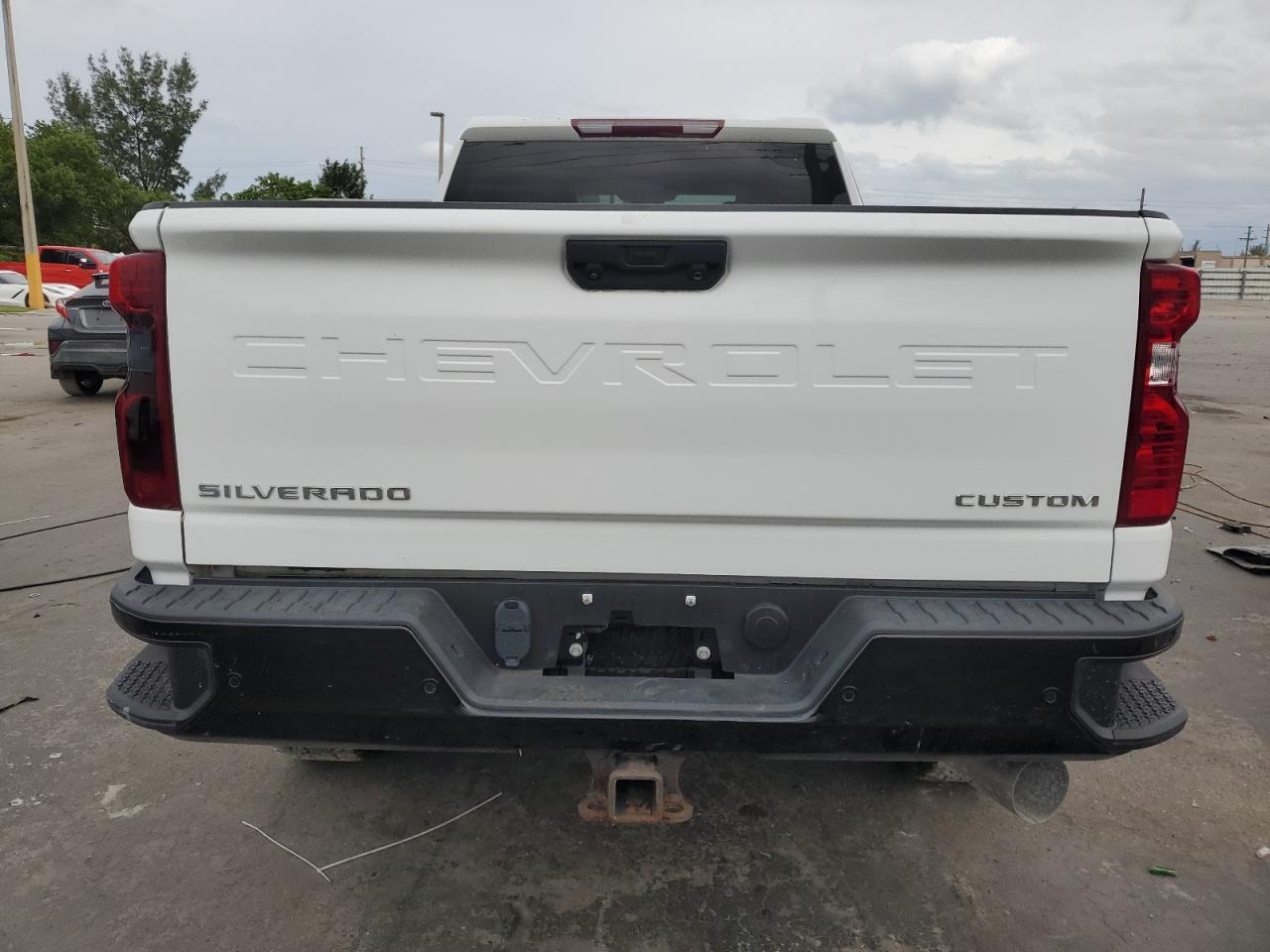 2024 Chevrolet Silverado K2500 Custom - Image 6