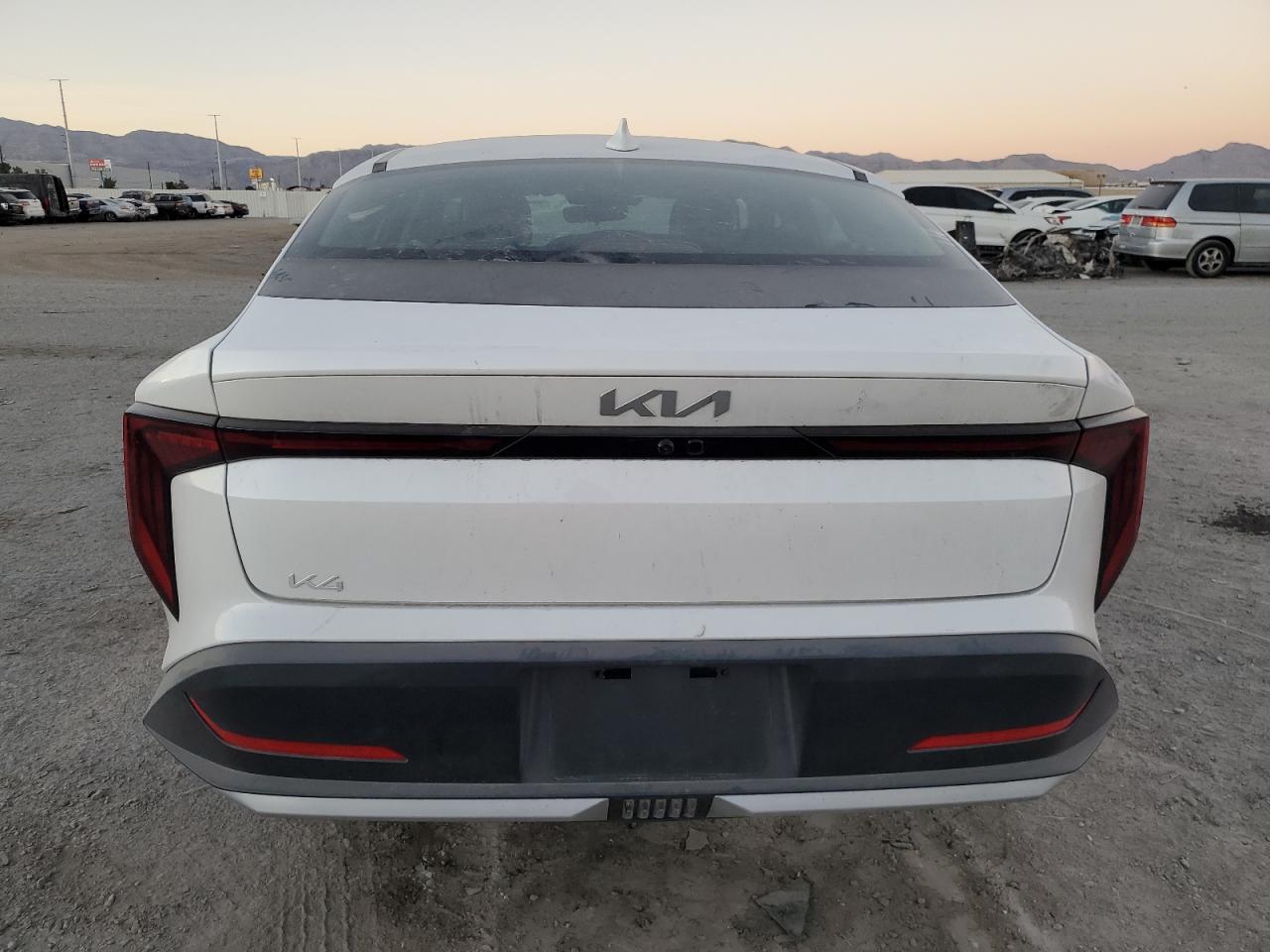 2025 Kia K4 Lx - Фото 6