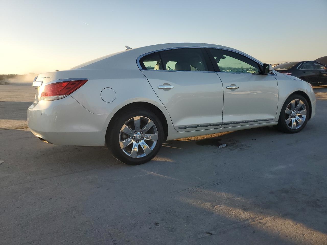 2012 Buick Lacrosse Premium - Image 3