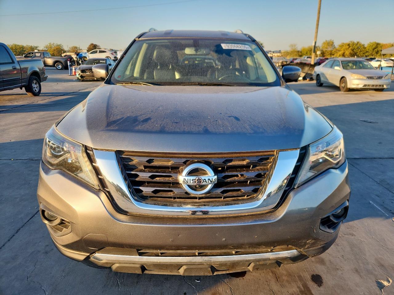 2019 Nissan Pathfinder S - Image 5