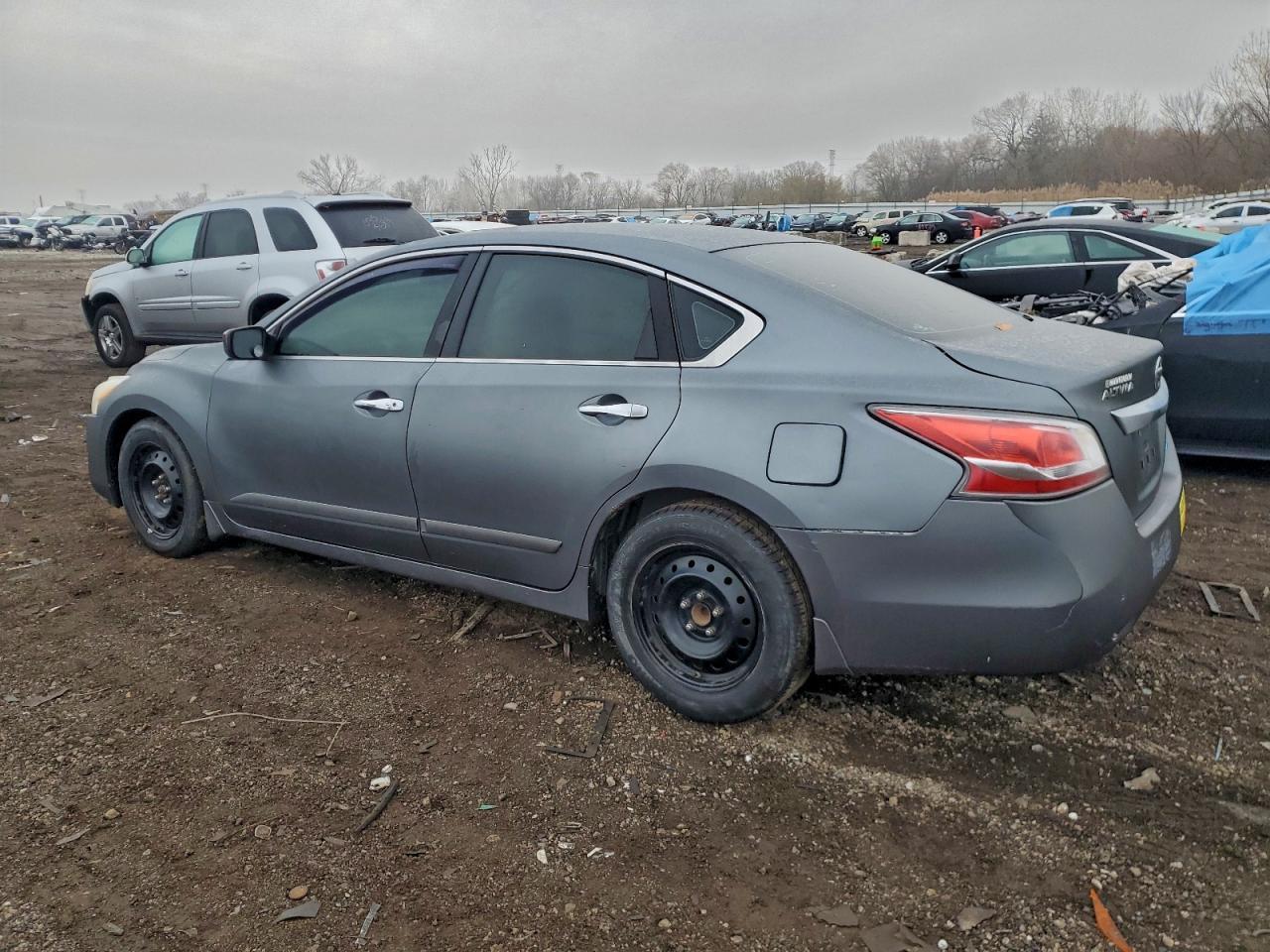 2014 Nissan Altima 2.5 - Image 2