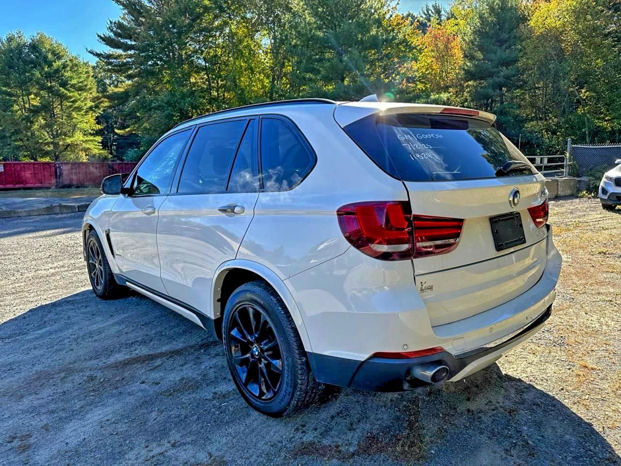 2015 BMW X5 xDrive35I - Фото 3