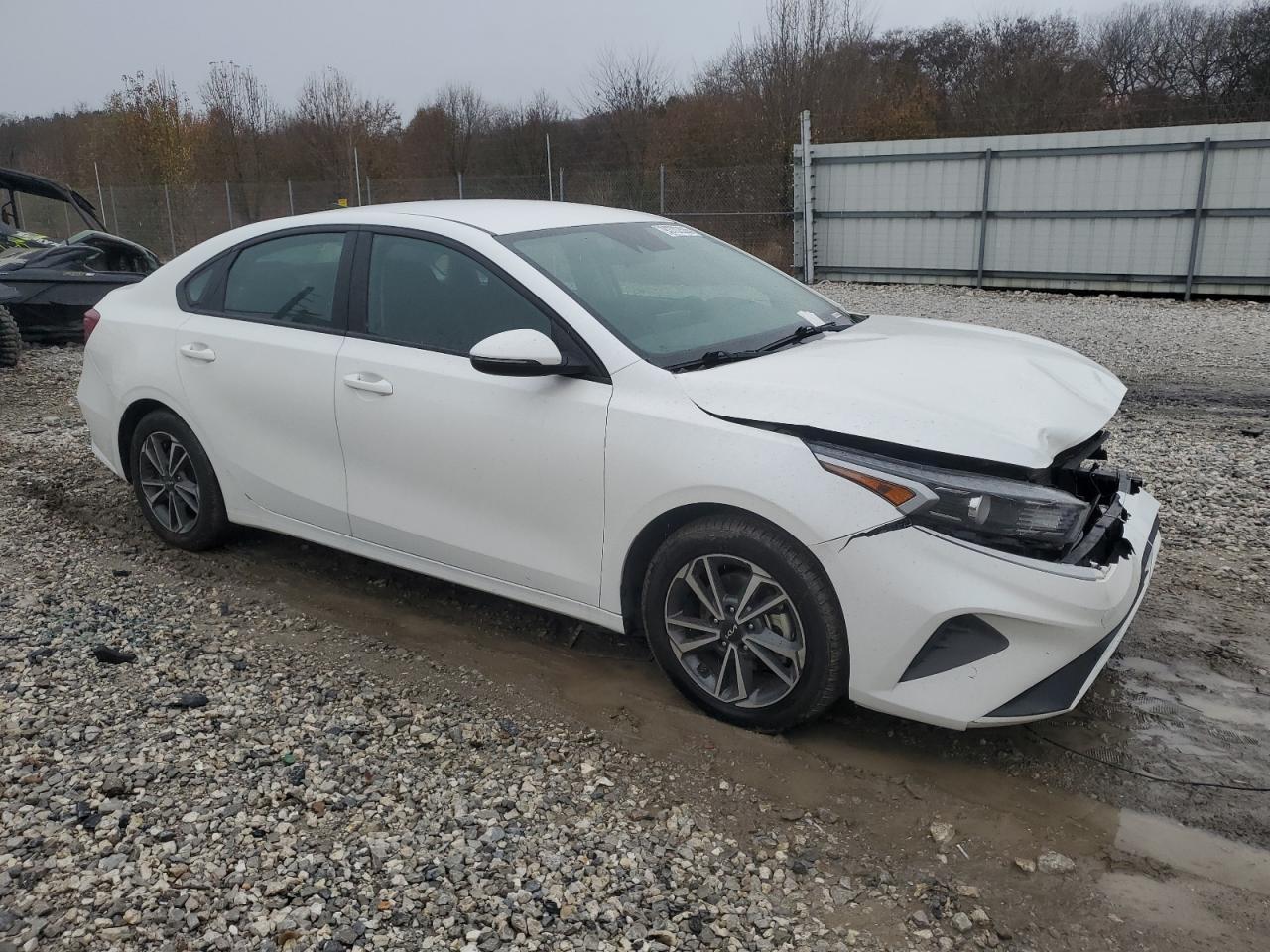 2023 Kia Forte Lx - Фото 4