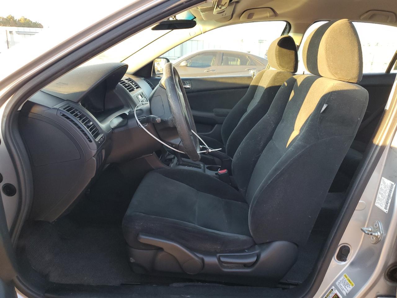 2006 Honda Accord Lx - Image 7