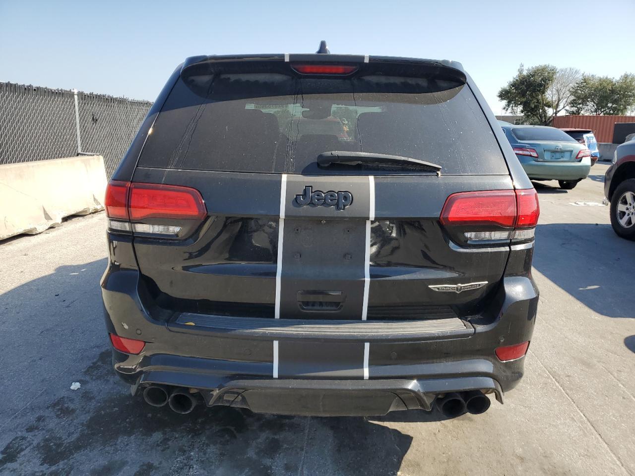 2018 Jeep Grand Cherokee Trackhawk - Image 6