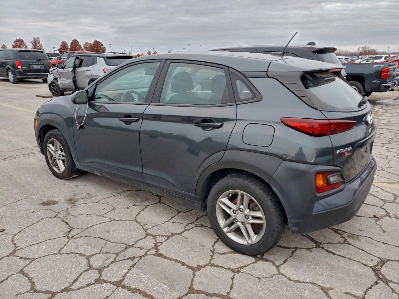 2021 Hyundai Kona Se - Image 2