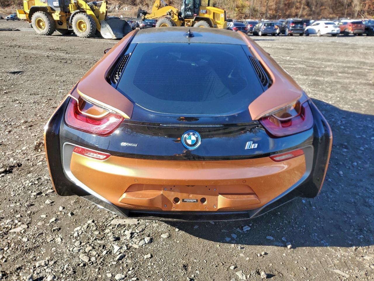 2019 BMW I8 - Фото 6
