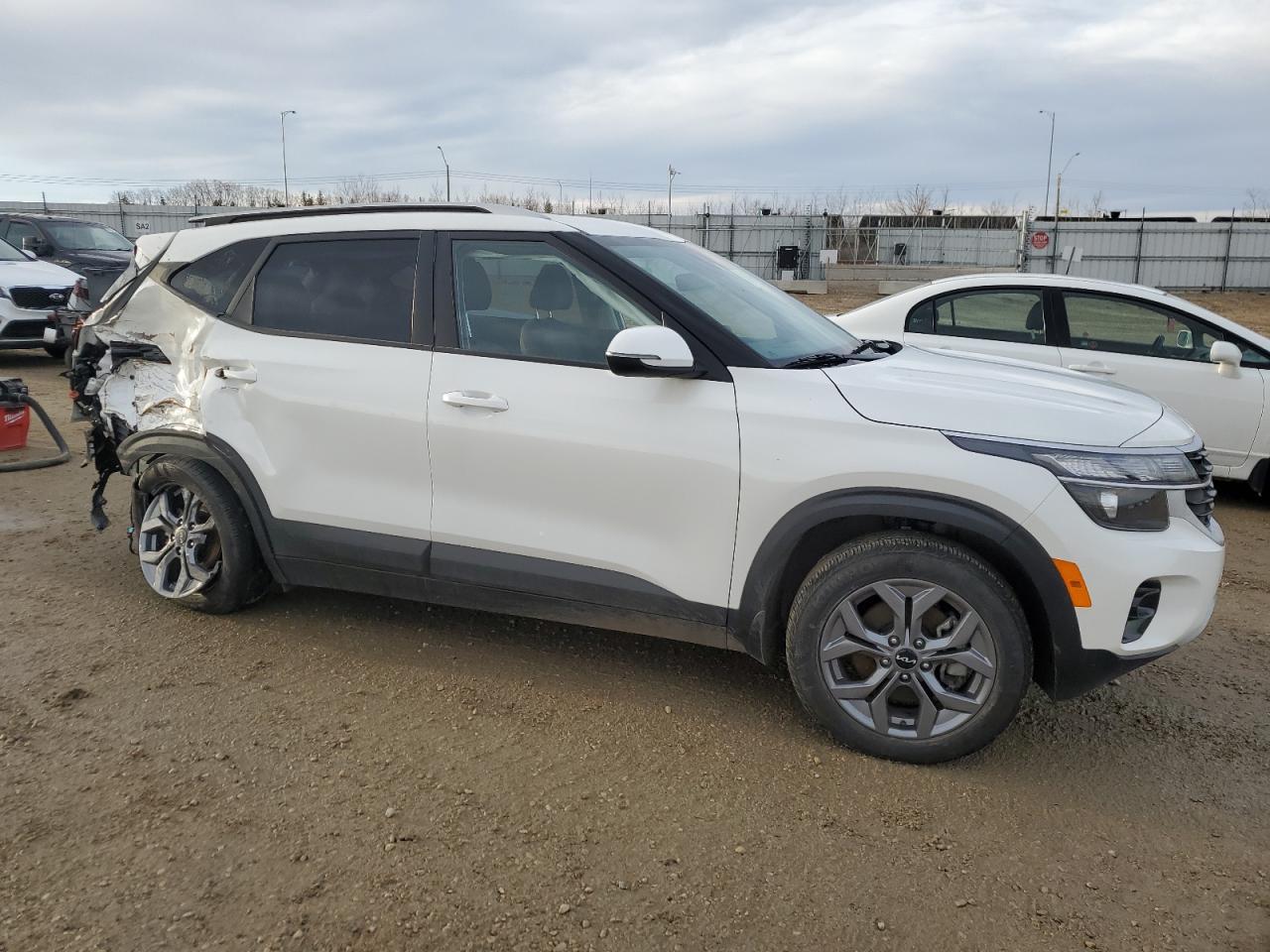 2024 Kia Seltos Lx Awd - Фото 4