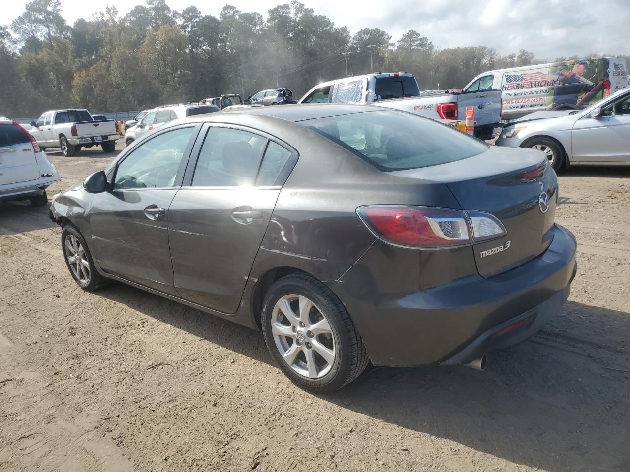 2011 Mazda 3 - Image 2