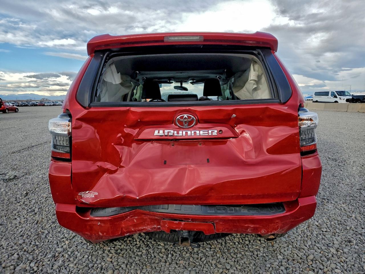 2018 Toyota 4Runner Sr5/Sr5 Premium - Image 6