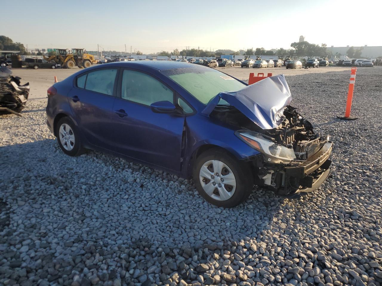 2017 Kia Forte Lx - Фото 4