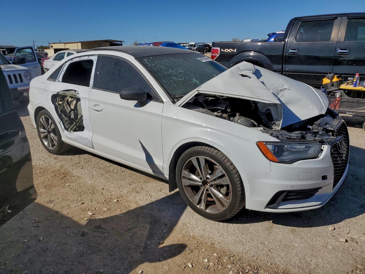 2016 Audi A3 Premium - Фото 4