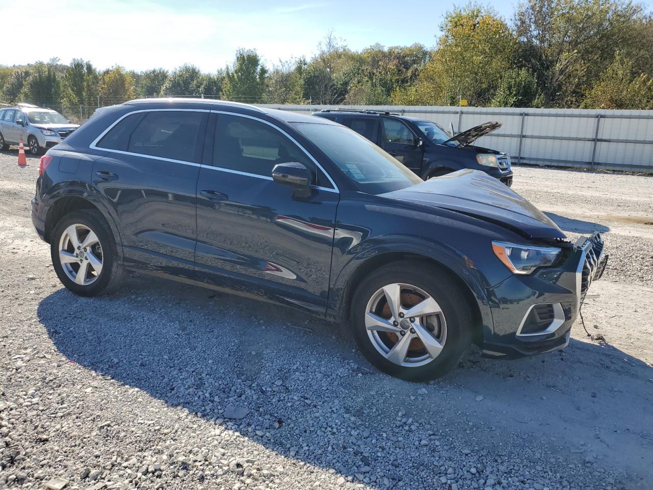 2020 Audi Q3 Premium - Фото 4