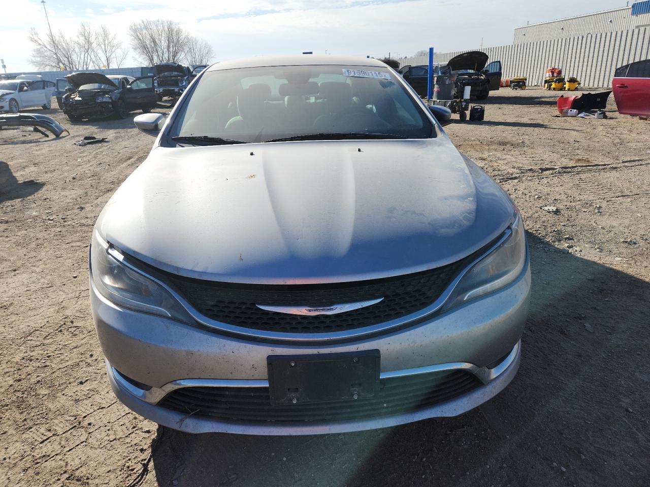 2016 Chrysler 200 Limited - Фото 5