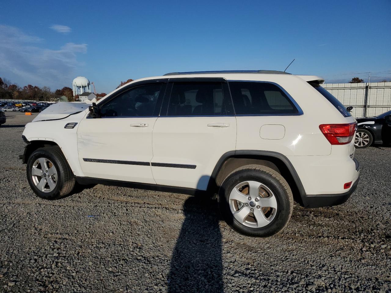 2011 Jeep Grand Cherokee Laredo - Фото 2