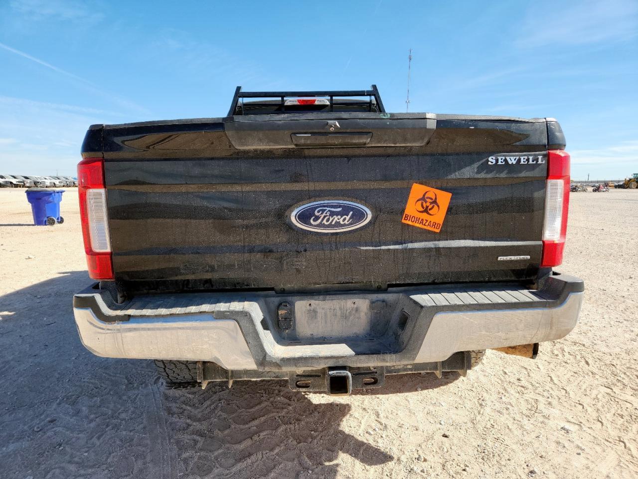 2019 Ford F250 Super Duty - Image 6