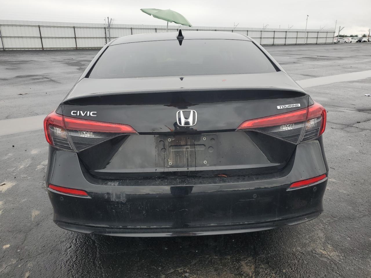 2022 Honda Civic Touring - Image 6