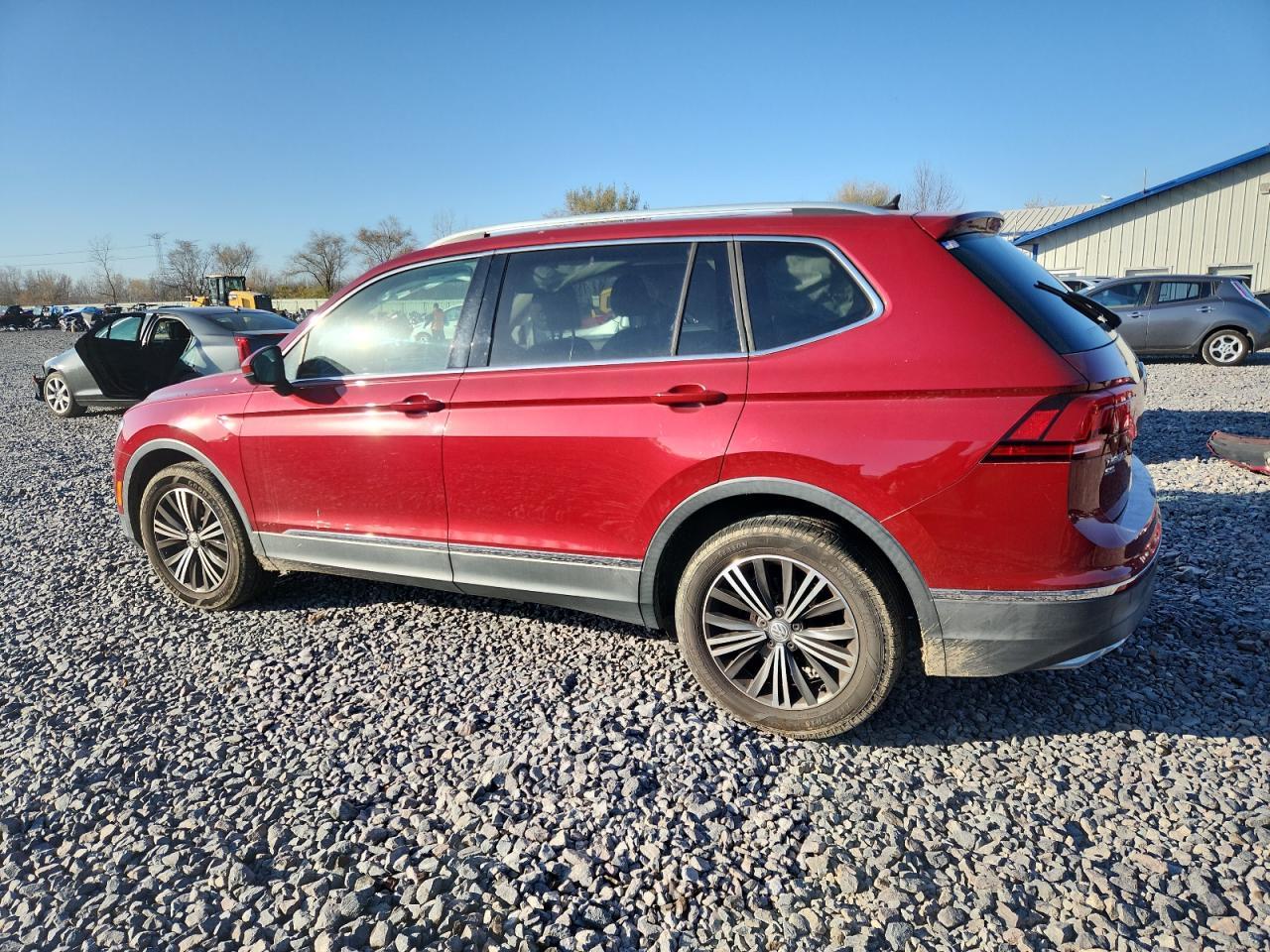 2018 Volkswagen Tiguan Se - Фото 2