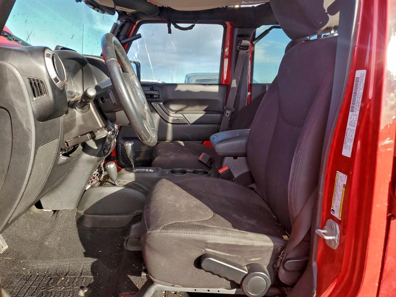 2014 Jeep Wrangler Unlimited Sport - Image 7