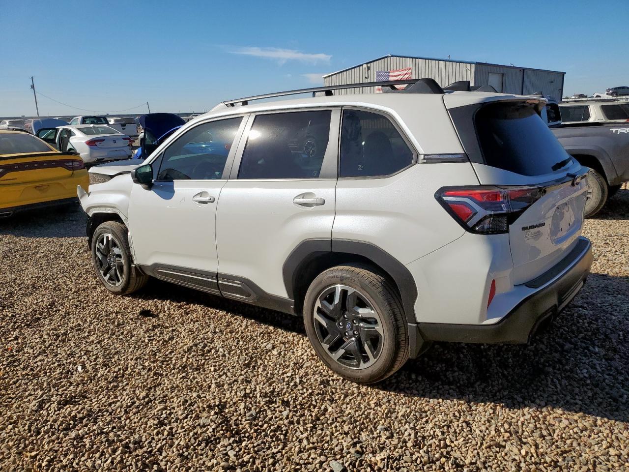 2025 Subaru Forester Limited - Фото 2