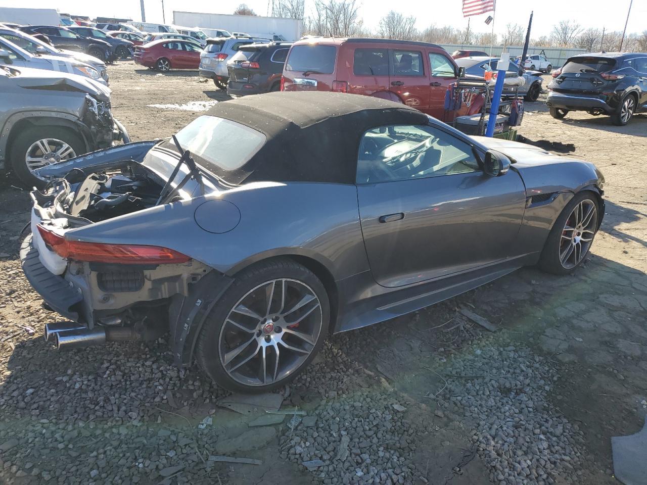 2016 Jaguar F-Type R - Фото 3
