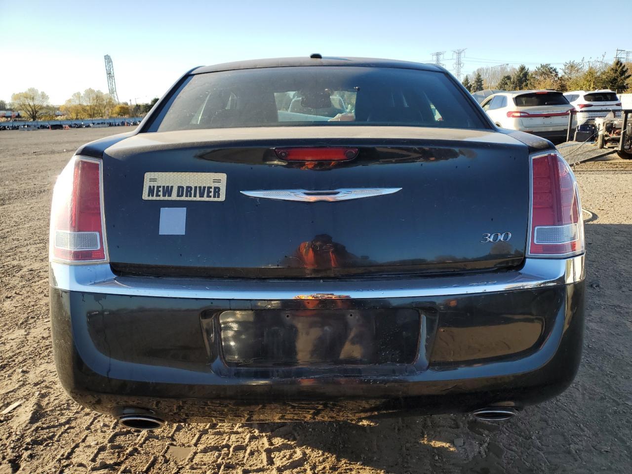 2012 Chrysler 300 Limited - Фото 6