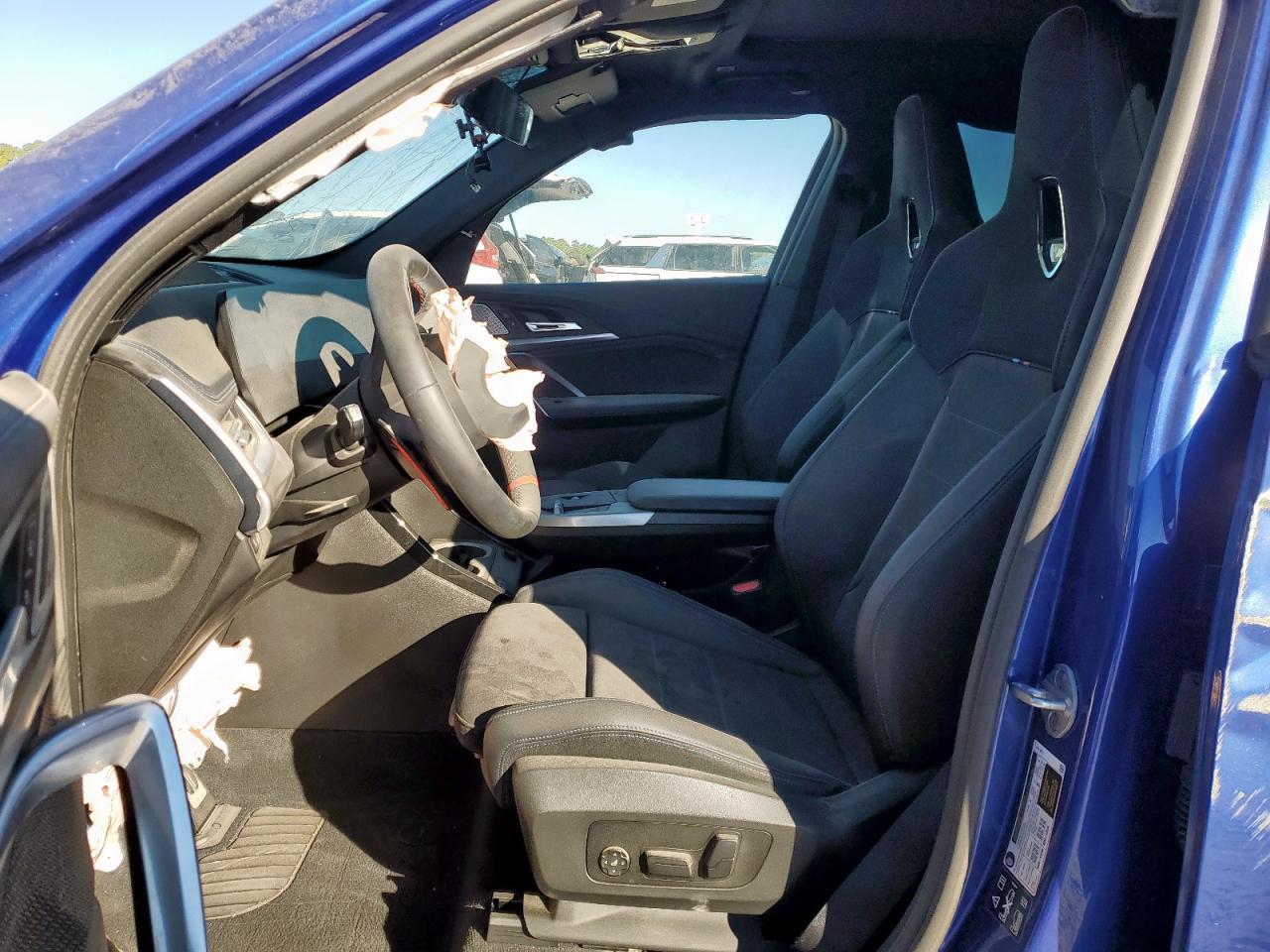 2025 BMW X1 M35I - Фото 7