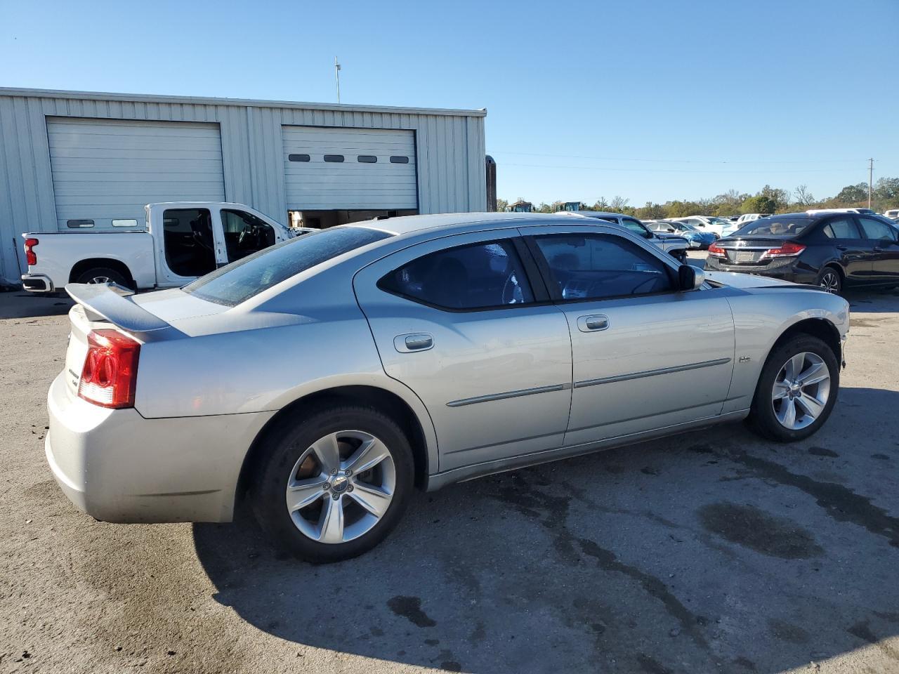 2010 Dodge Charger Sxt - Image 3