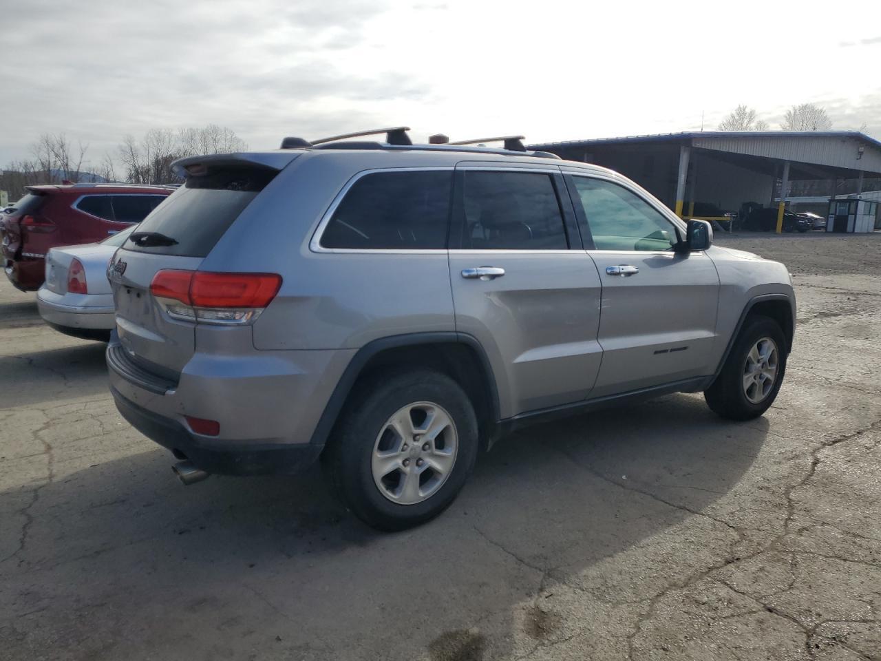 2017 Jeep Grand Cherokee Laredo - Фото 3