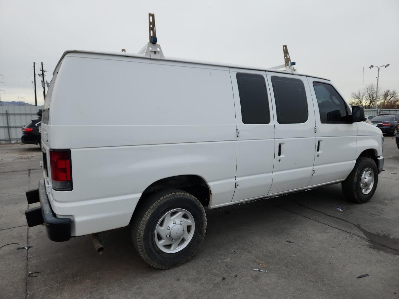 2012 Ford Econoline E250 Van - Image 3