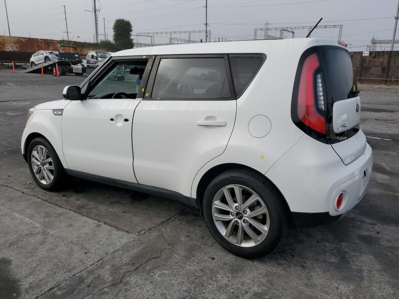 2018 Kia Soul - Image 2