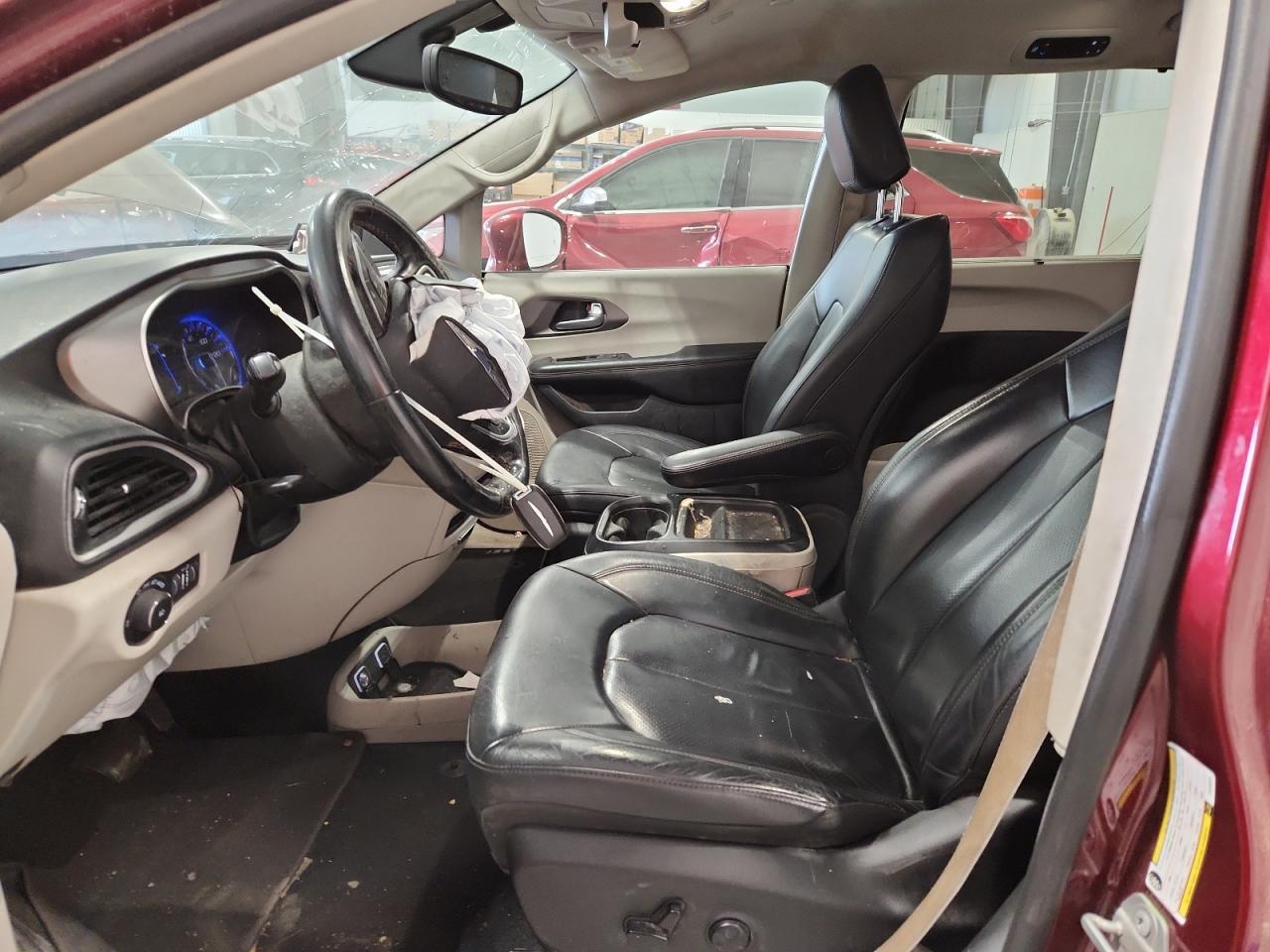 2020 Chrysler Pacifica Touring L - Фото 7