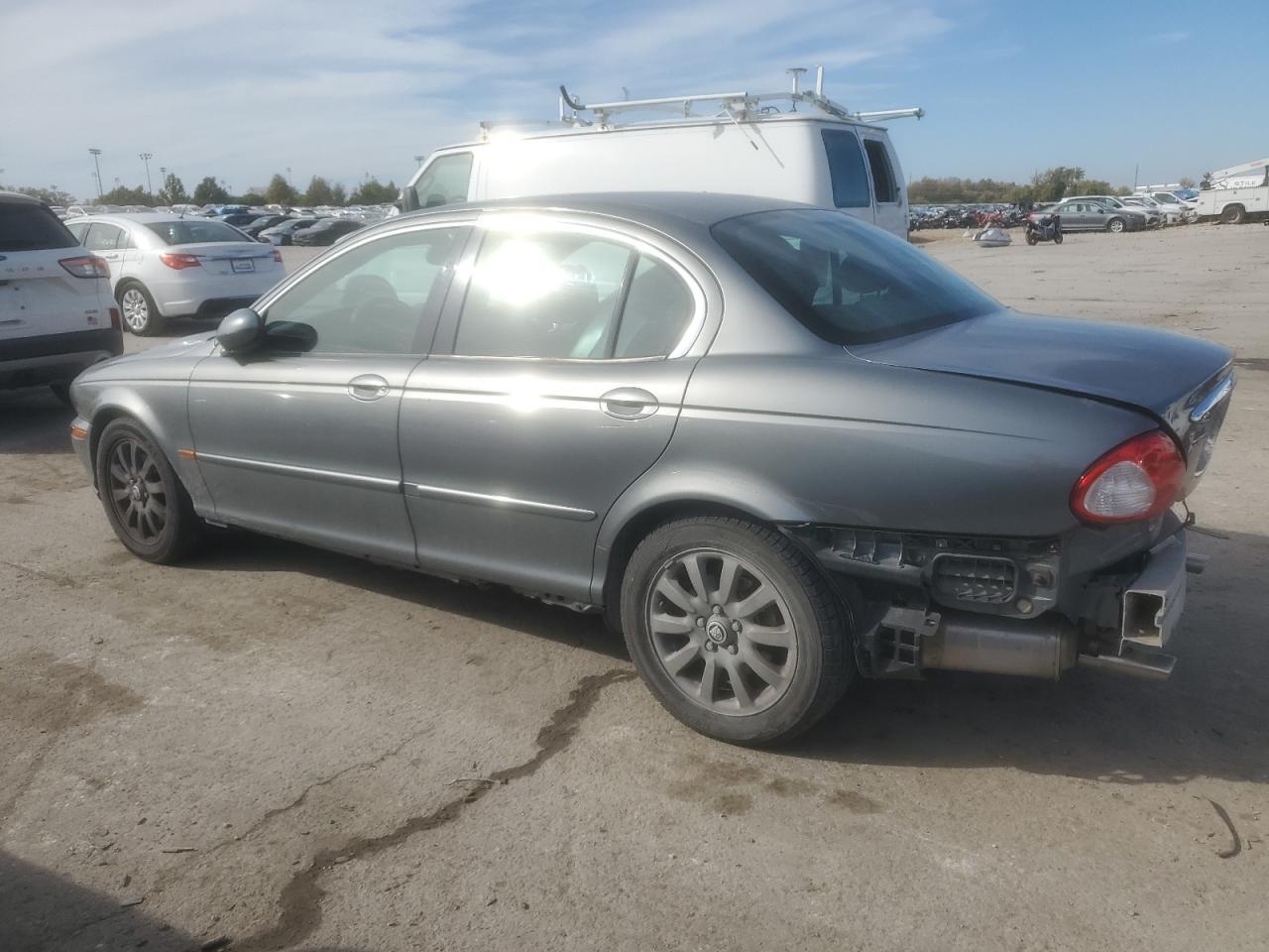 2003 Jaguar X-Type 2.5 - Image 2