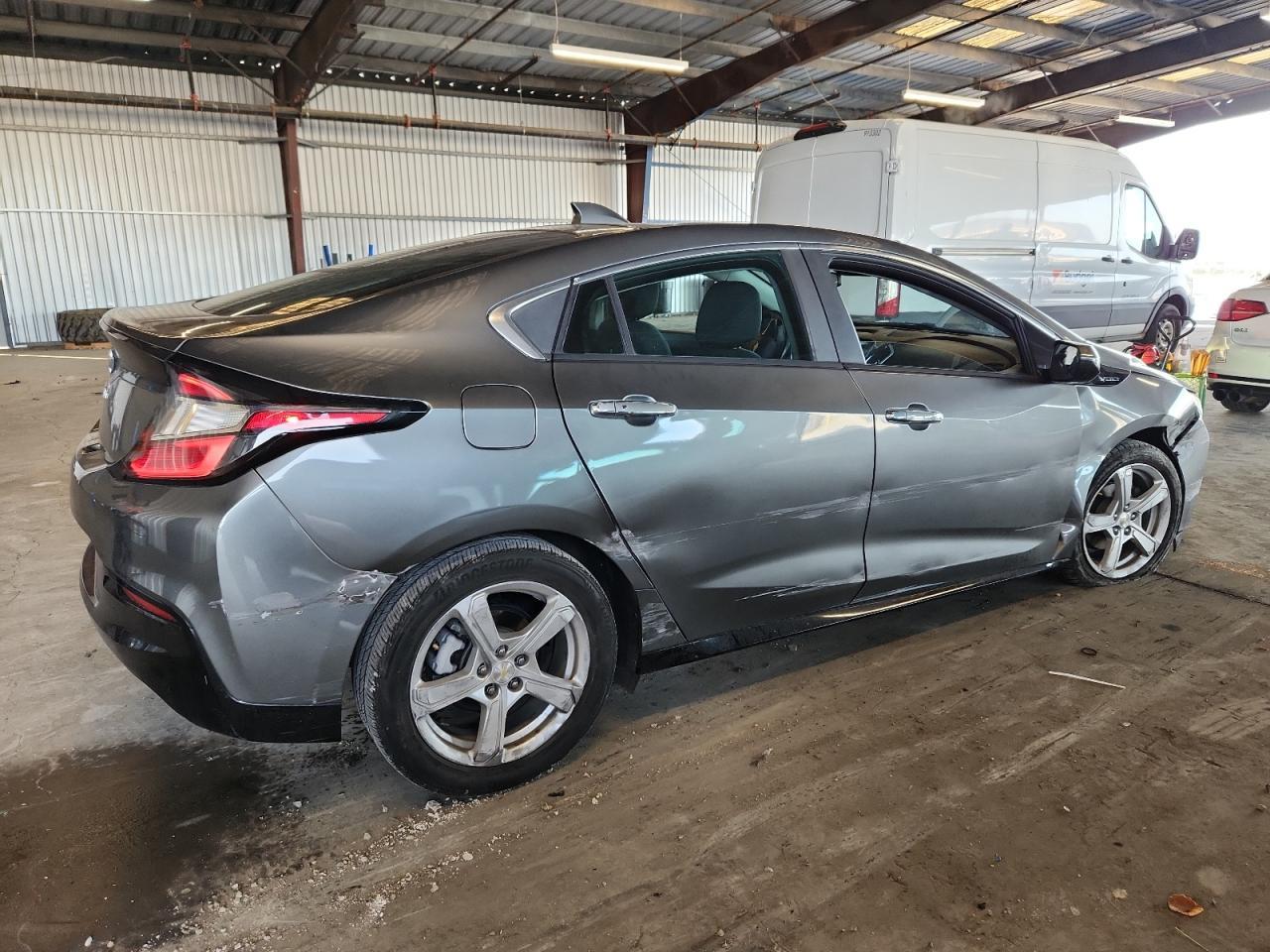 2016 Chevrolet Volt Lt - Фото 3